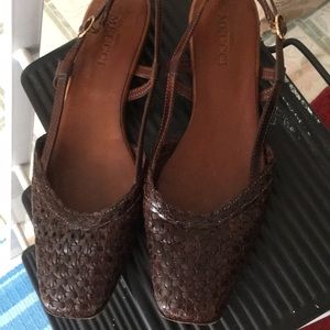 Meucci woman’s shoes size 10 M